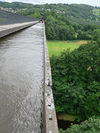 The Pontcysyllte Aqueduct on the Llangollen canal